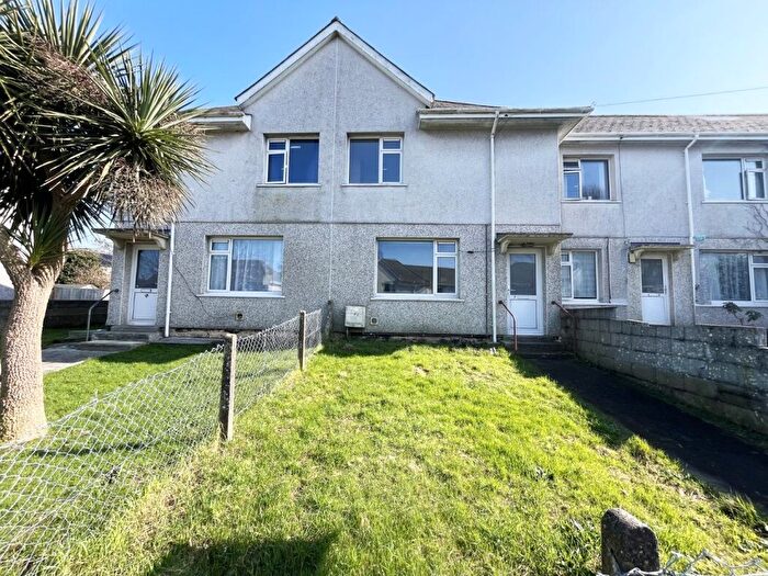 3 Bedroom Terraced House For Sale In Pengwarras Road, Camborne, TR14