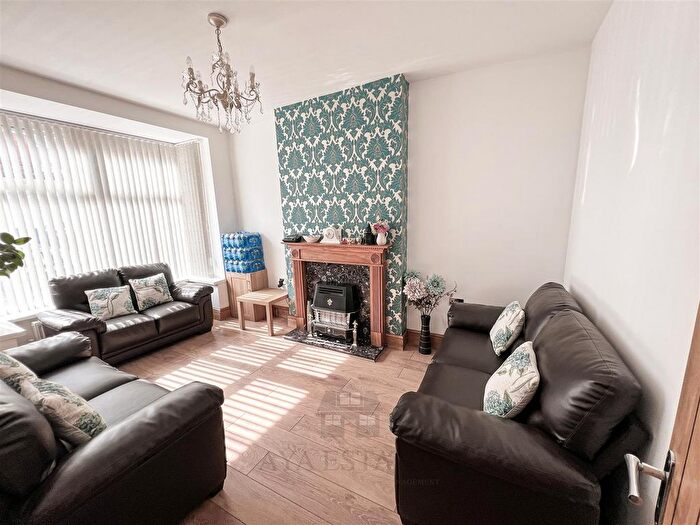 3 Bedroom Terraced House For Sale In Dovey Road, Birmingham, B13