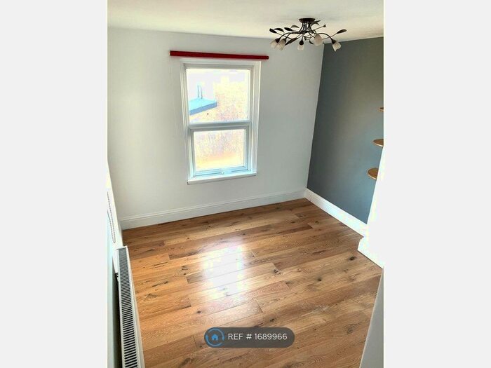 2 Bedroom Flat To Rent In Archway Rd, London, N6