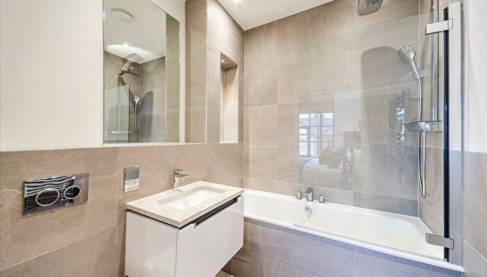 2 Bedroom Flat To Rent In Rainville Road, London, W6