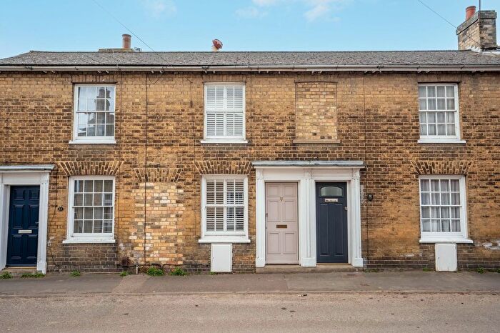 2 Bedroom Terraced House For Sale In High Street, Swavesey, CB24