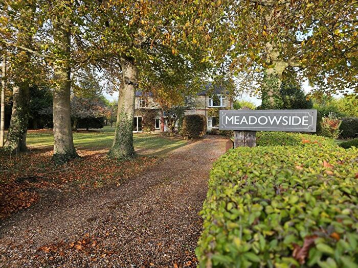 4 Bedroom Detached House For Sale In Newmarket Road, Royston, Cambridgeshire, SG8