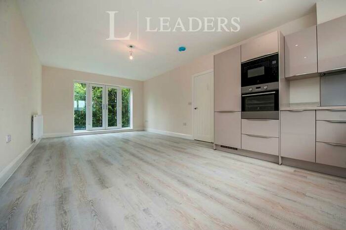 2 Bedroom Apartment To Rent In 5k Bromsgrove, Faringdon, SN7