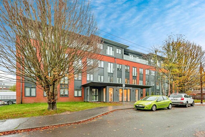 1 Bedroom Flat For Sale In East Park, Crawley, RH10