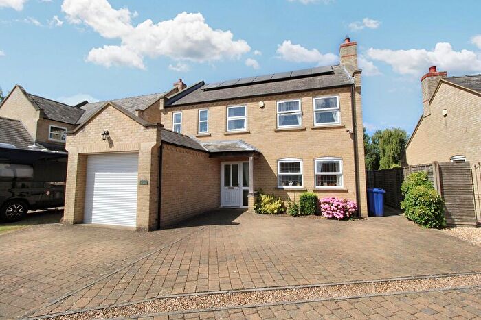 4 Bedroom Detached House For Sale In Chancel Court, Welton, Lincoln, LN2