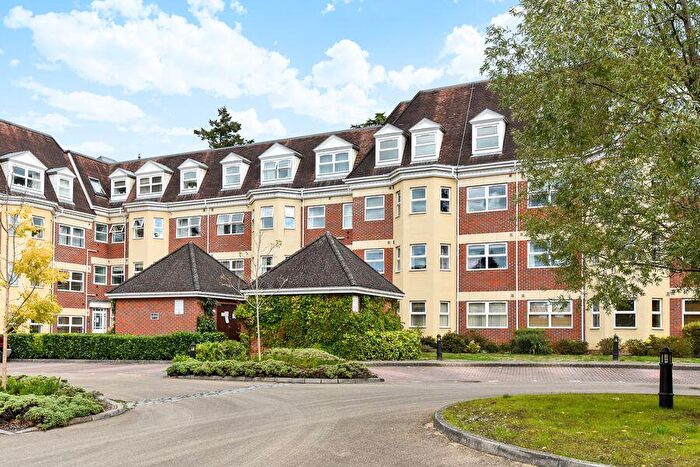 1 Bedroom Flat To Rent In Elmhurst Court, Heathcote Road, Camberley, GU15