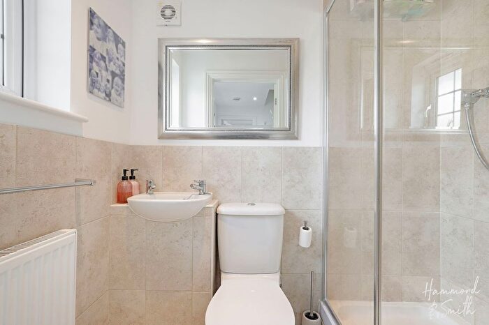3 Bedroom Detached House For Sale In Bower Hill, Epping, CM16