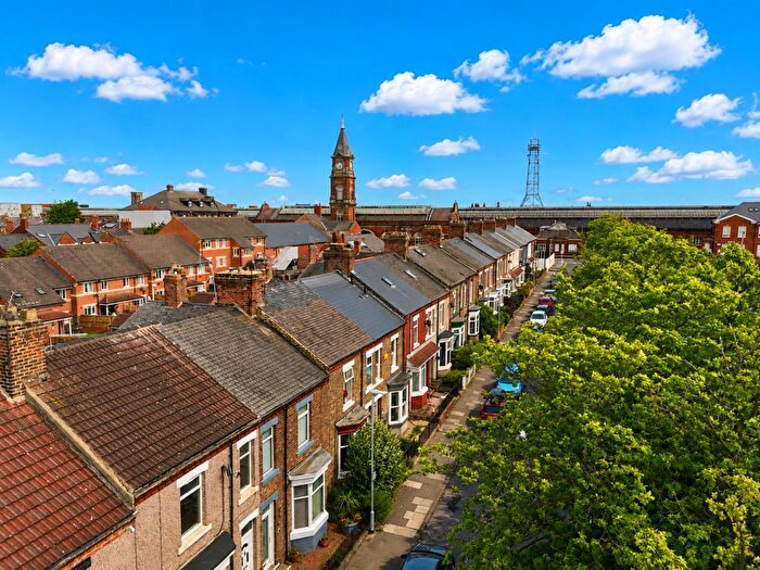 3 Bedroom Terraced House For Sale In Waverley Terrace, Darlington, DL1