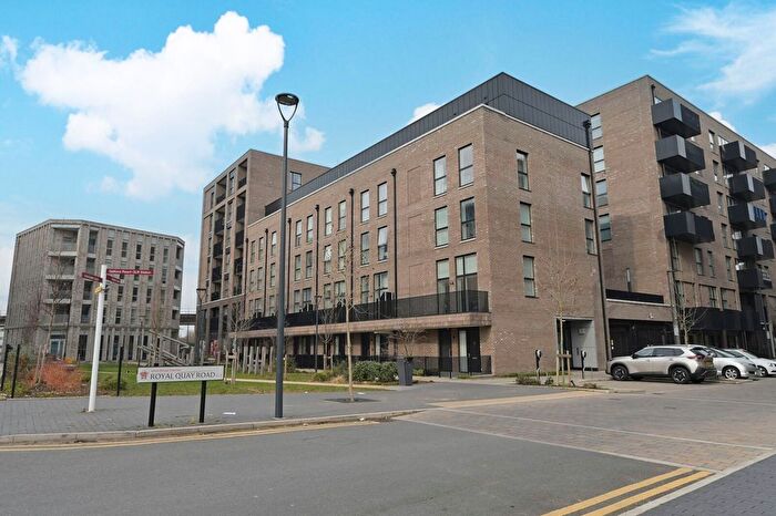 3 Bedroom Flat To Rent In Cargo House, Canary Wharf, London, E16