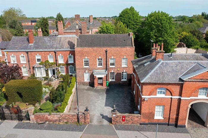 Town House For Sale In Welsh Row, Nantwich, CW5