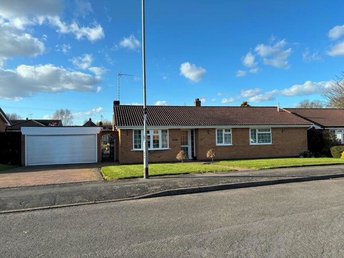 3 Bedroom Detached Bungalow To Rent In Glebe Close, Glenfield, LE3