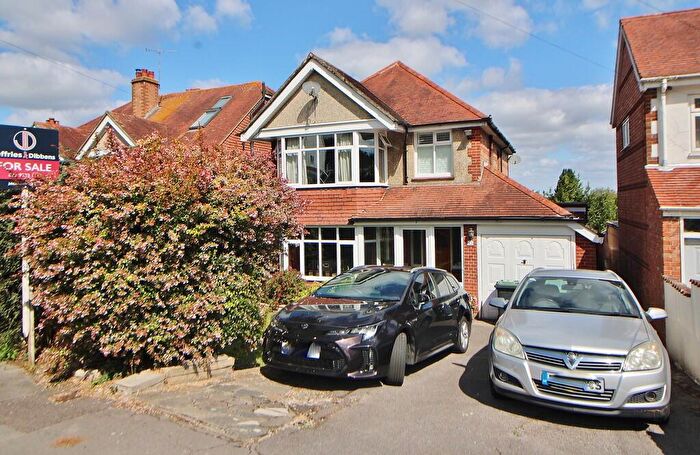 3 Bedroom Detached House For Sale In The Brow, Widley, PO7