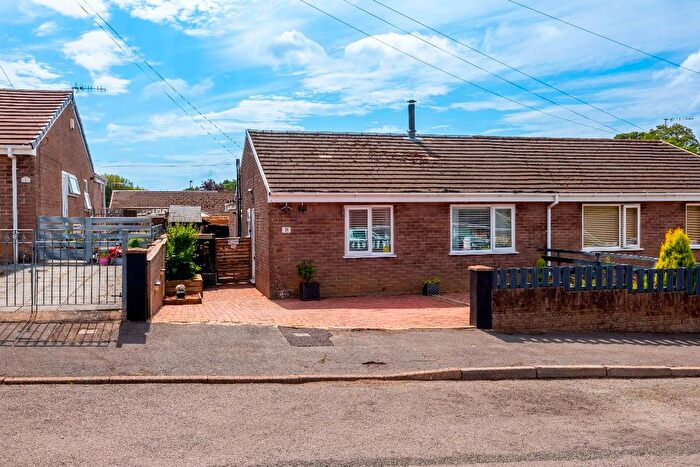 2 Bedroom Bungalow For Sale In Lon-Y-Celyn, Nelson, Treharris, CF46