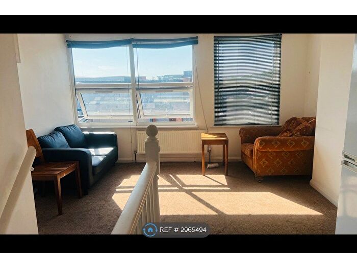 1 Bedroom Flat To Rent In Priory Road, High Wycombe, HP13