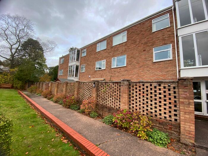 2 Bedroom Flat To Rent In Thornhill Road, Streetly, Sutton Coldfield, B74