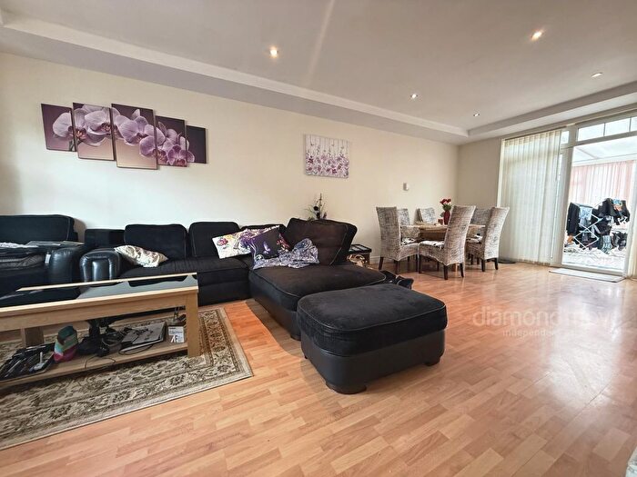 3 Bedroom Terraced House To Rent In Spring Grove Crescent, Hounslow, TW3