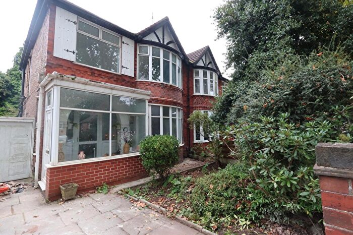 3 Bedroom Semi-Detached House For Sale In Kingsway, Manchester, M20