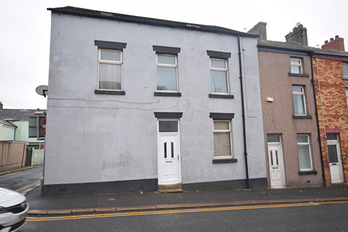 2 Bedroom Flat To Rent In Greengate Street, Barrow-in-Furness, LA14