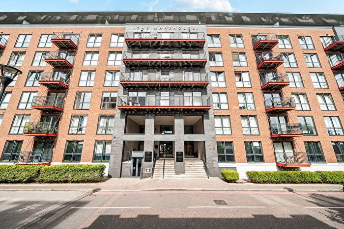 2 Bedroom Flat For Sale In Major Draper Street, London, SE18