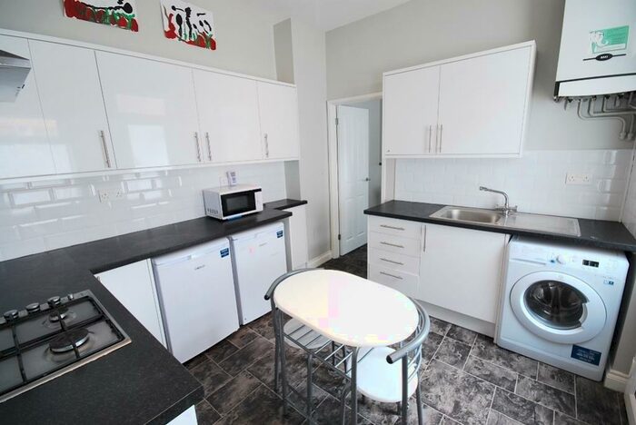 2 Bedroom Apartment To Rent In Glenthorn Road, Jesmond, NE2