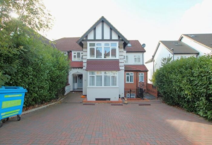 2 Bedroom Flat To Rent In Park Lane, Wembley, HA9