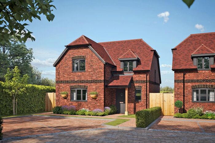 4 Bedroom Detached House For Sale In Farm Lane, Marlborough, SN8