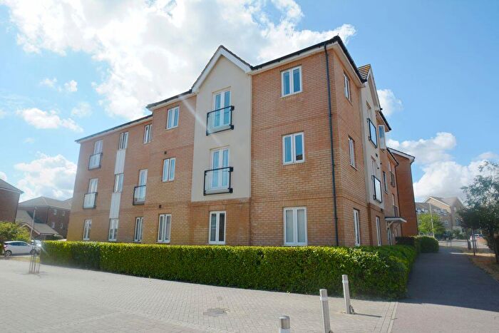 2 Bedroom Flat For Sale In Thistle Hill Way, Sheerness, ME12