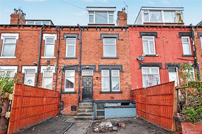 2 Bedroom Terraced House For Sale In Strathmore View, Leeds, West Yorkshire, LS9