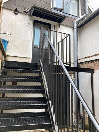 Studio To Rent In New Street, Honiton, Devon, EX14