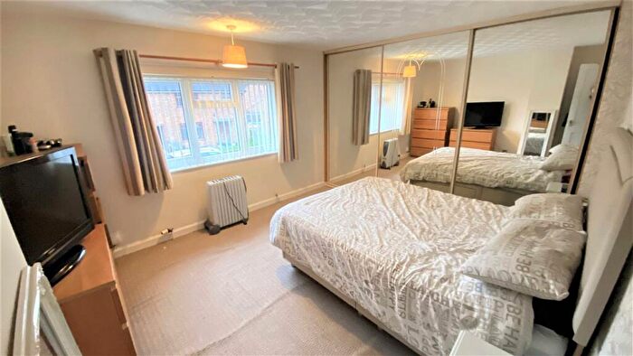 3 Bedroom Terraced House For Sale In Grappenhall Road, Great Sutton, CH65