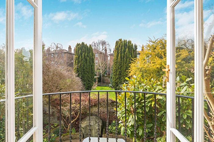 5 Bedroom End Of Terrace House To Rent In Halford Road, Richmond, TW10