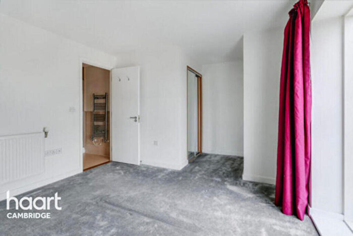 2 Bedroom Flat To Rent In Beech Drive, Cambridge, CB2