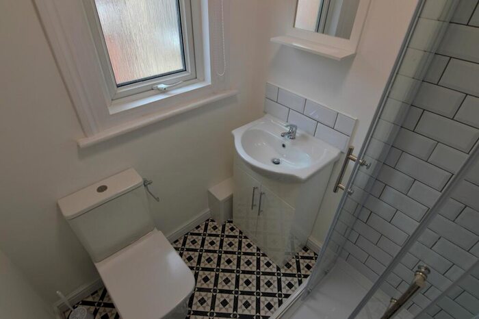 5 Bedroom Terraced House To Rent In Blundell Avenue, Cleethorpes, DN35