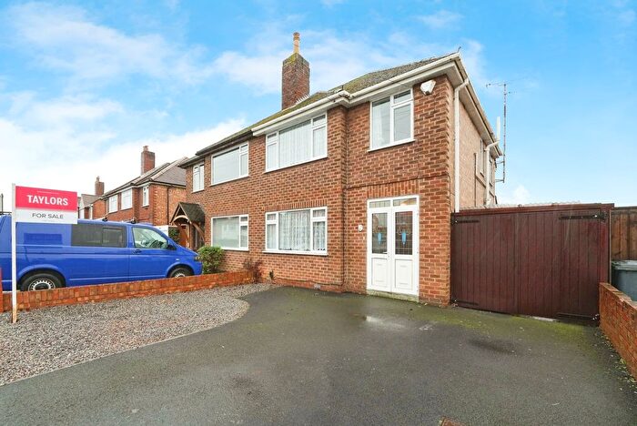 3 Bedroom Semi-Detached House For Sale In Dinglewell, Hucclecote, Gloucester, Gloucestershire, GL3