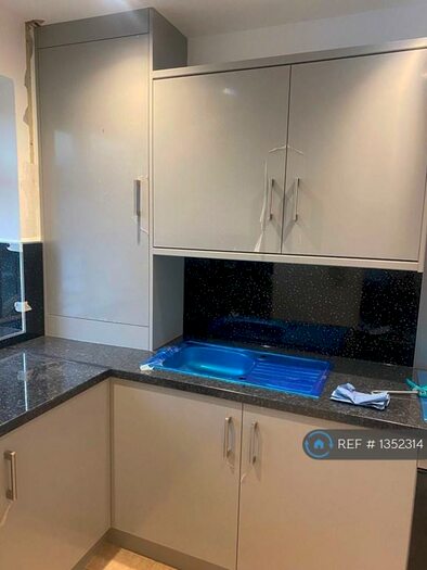 2 Bedroom Flat To Rent In Maidstone Road, Gillingham, ME8