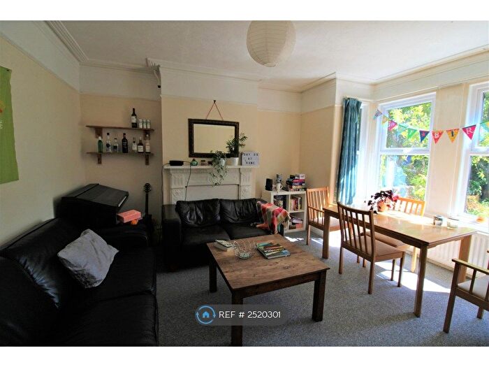 5 Bedroom Terraced House To Rent In Queens Park Road, Brighton, BN2