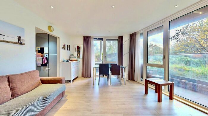 2 Bedroom Flat To Rent In Rivulet Apartments, Devan Grove, London, N4