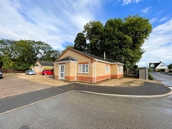 3 Bedroom Detached Bungalow For Sale In Glebe Close, Gorefield, PE13