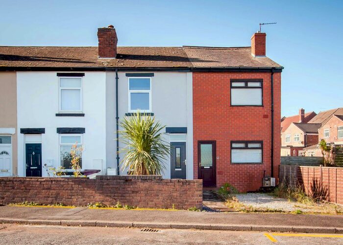 3 Bedroom Terraced House To Rent In Bolsover Road, Shuttlewood, Chesterfield S44