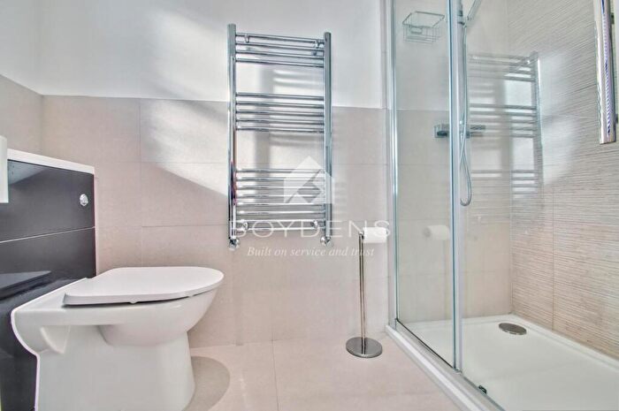 2 Bedroom Bungalow For Sale In Greys Farm Close, Kirby-Le-Soken, CO13