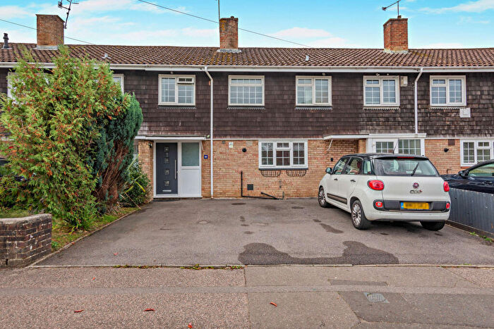 3 Bedroom Terraced House For Sale In Kilnmead, Crawley, RH10