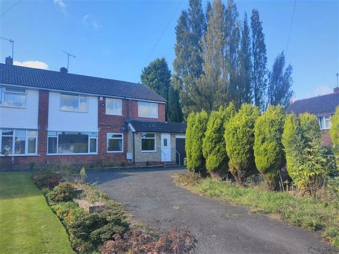 4 Bedroom House To Rent In Kendall Rise, Kingswinford, DY6