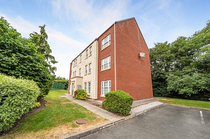2 Bedroom Flat For Sale In Tyldesley Way, Nantwich, CW5