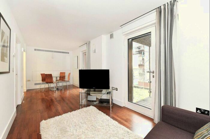 2 Bedroom Flat To Rent In Weymouth Street, Marylebone, W1W