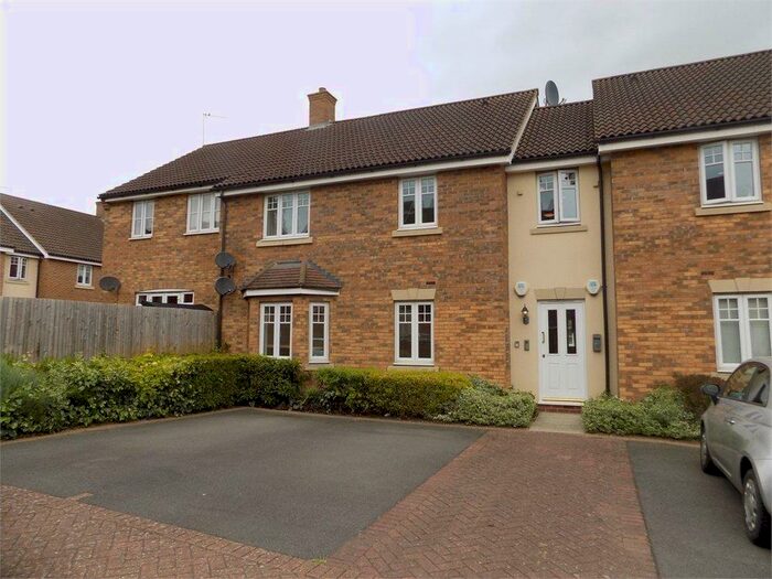 2 Bedroom Flat To Rent In Pump Place, Old Stratford, Milton Keynes, MK19