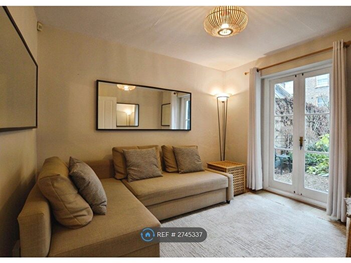 1 Bedroom Flat To Rent In Brackenbury Road, London, W6