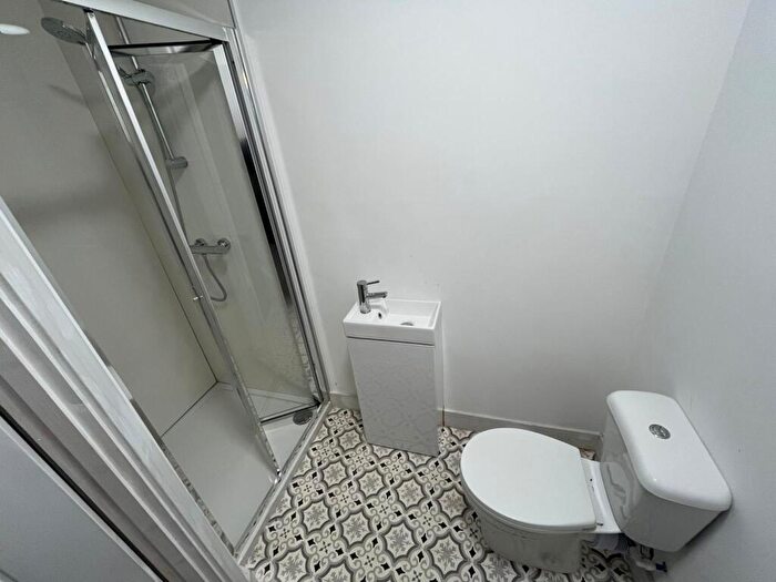 1 Bedroom Flat To Rent In Church Street, Ripley, DE5