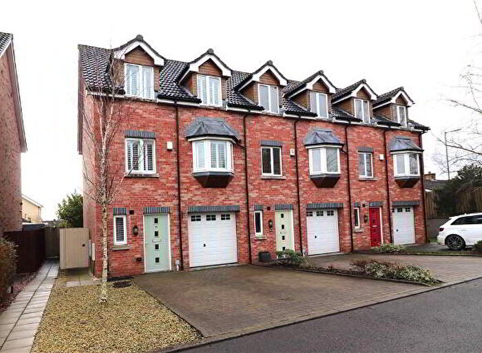 4 Bedroom End Of Terrace House For Sale In Weavers Mews, Lisburn, BT28