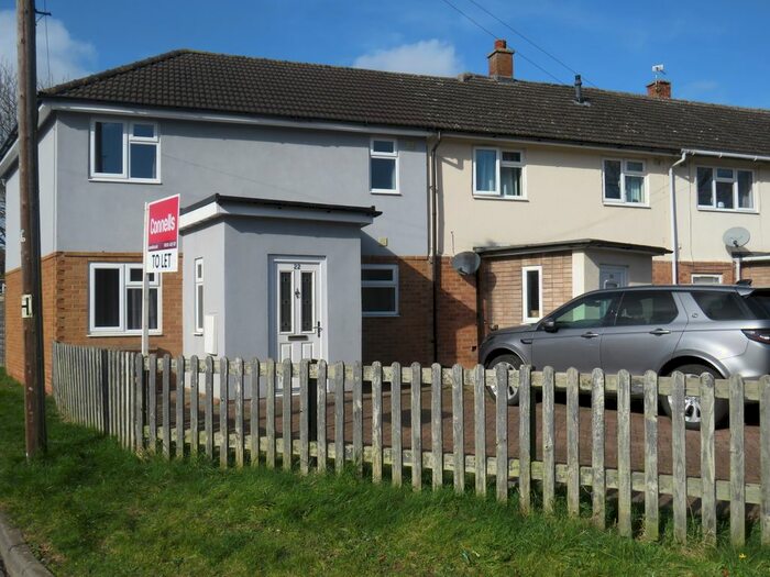 2 Bedroom Property To Rent In Burbury Close, Leamington Spa, CV32