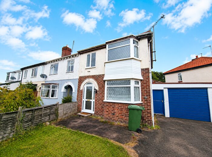 3 Bedroom Semi-Detached House For Sale In Swadling Street, Leamington Spa, CV31